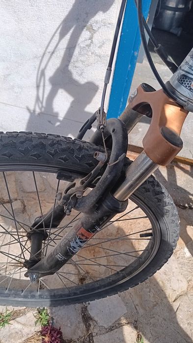 Bicicleta rock rider aro-24 para crinça  usado mas em boas condições