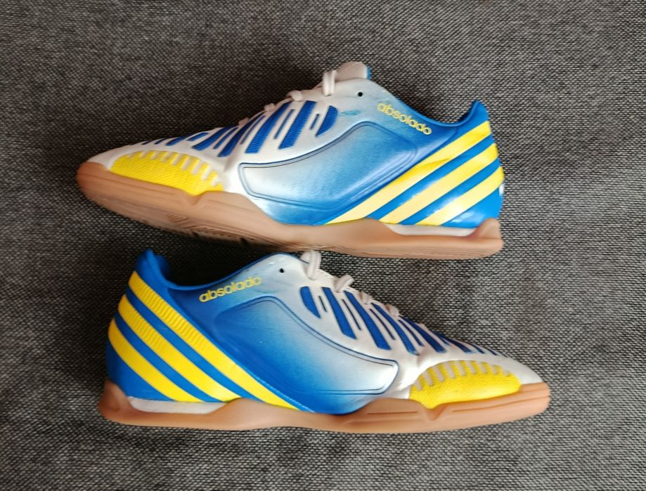 Buty piłkarskie halowe Adidas Predator Absolad rozmiar 38