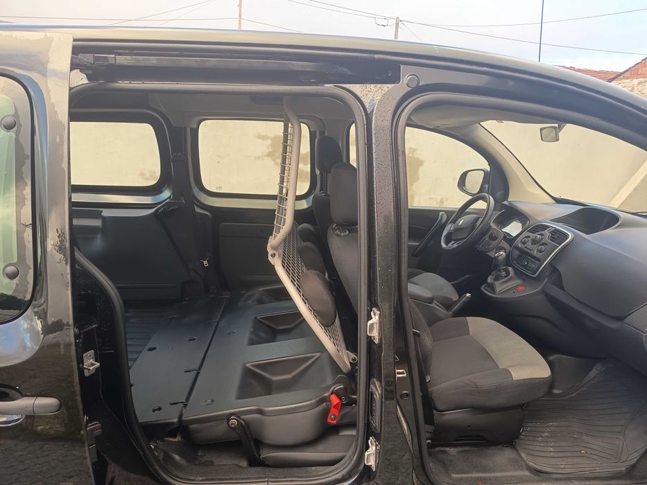 Renault Kangoo 1.5 dCi 110cv Maxi 5 lugares