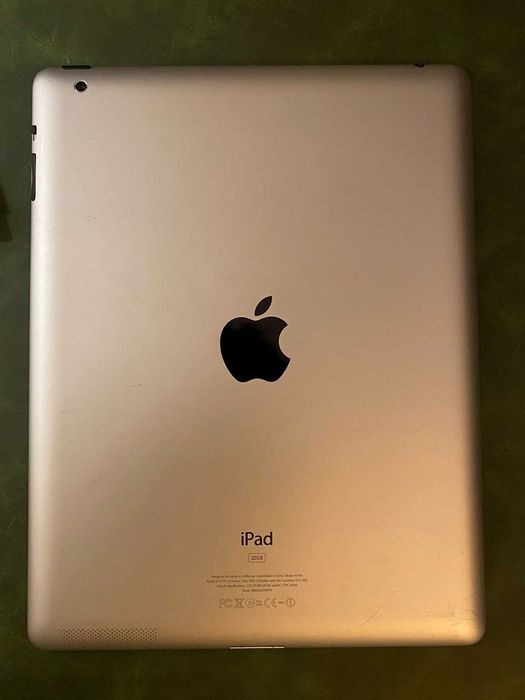Tablet Apple iPad (2nd Gen) 9,7" 512 MB / 32 GB czarny A1395