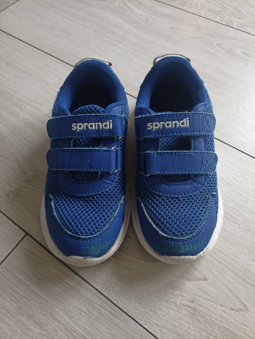 obuwie sportowe Sprandi 30