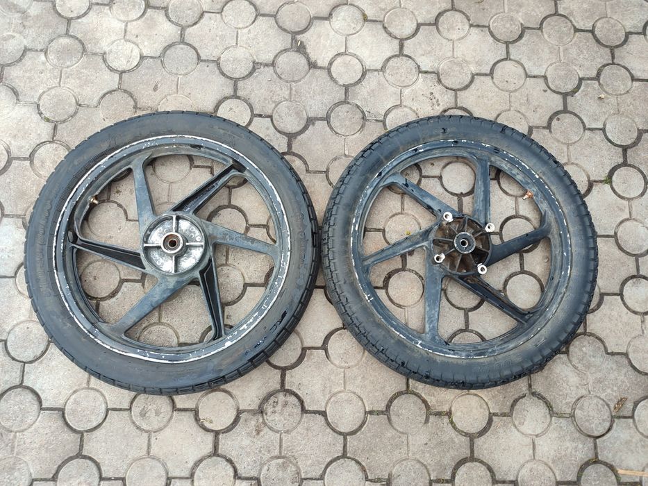 Продам колеса р18 на мотоцикл