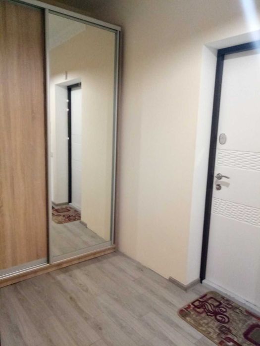 Продам велику  квартиру Вишневе