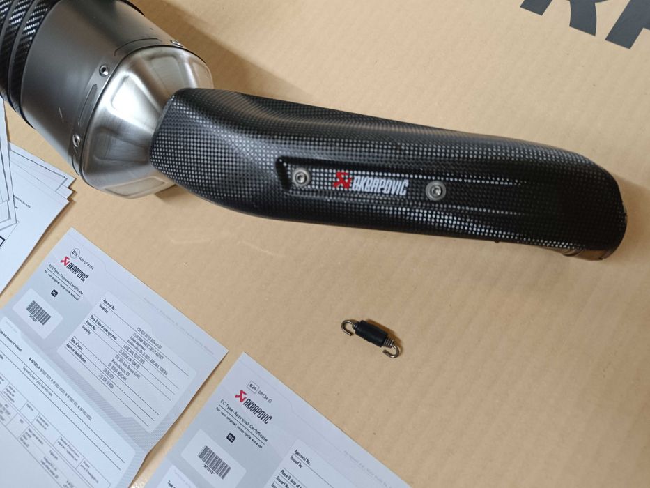 Ponteira Akrapovic Yamaha Tenere Como nova - versão RARA