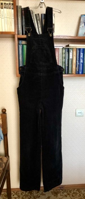 Вельветовый комбинезон для будущей мамы