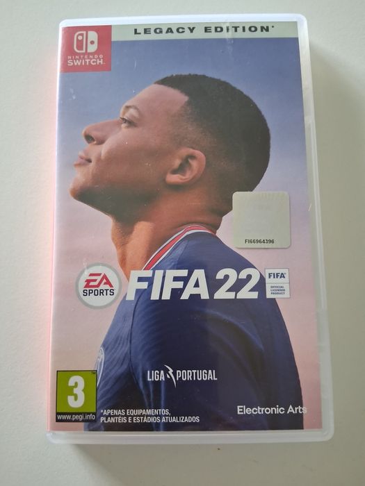 Jogo Nintendo Switch FIFA 22 Legacy Edition