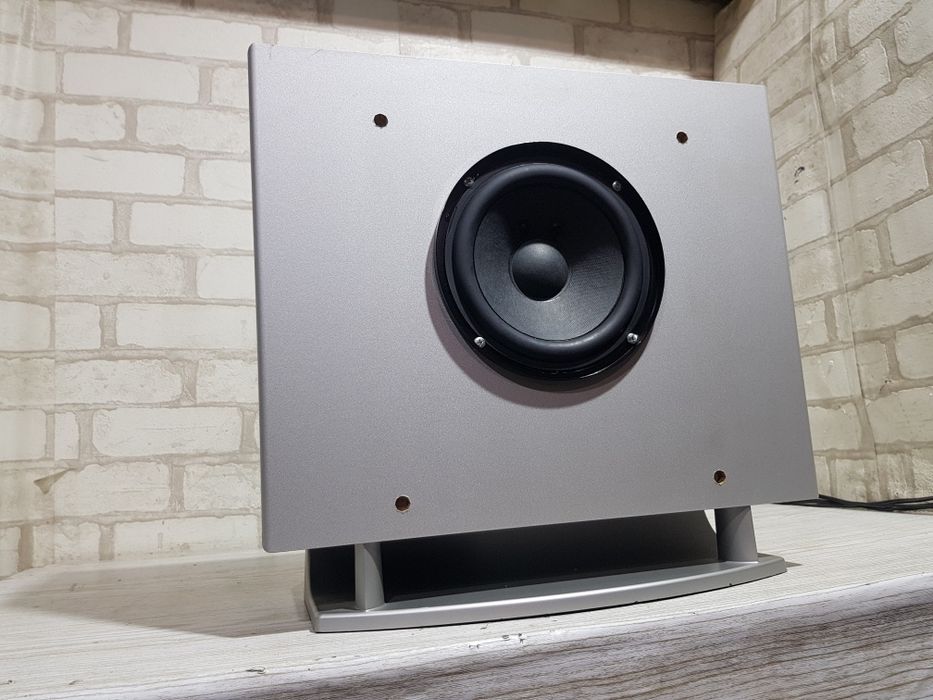 Активний сабвуфер YAMAHA YST-FSW 100, потужність 130 Вт, б/у