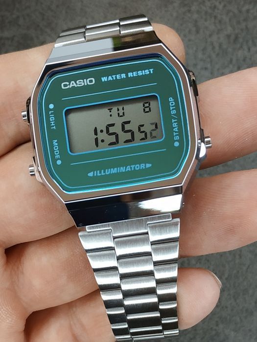 Годинник  Casio A168WEM-2EF Оригінал Гарантія Ретро Часы