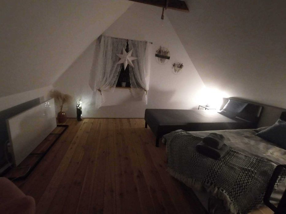 Między Olchami domek nad jeziorem
