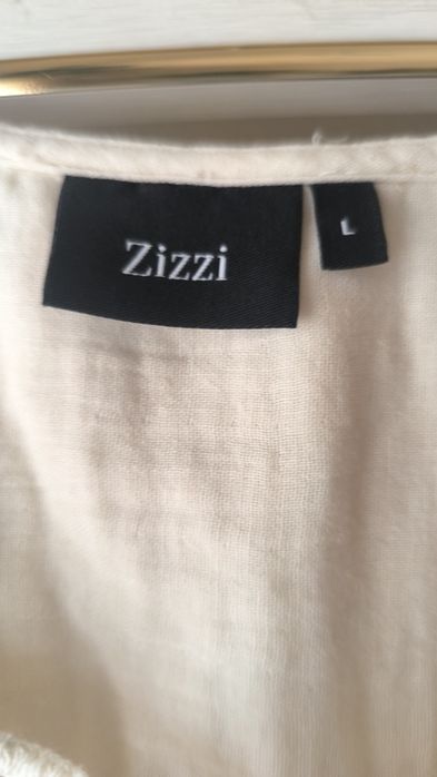 Sprzedam sukienkę damską.