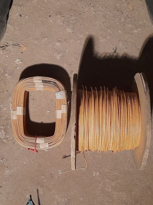 Мегаомметр ручной 2 500 Вольт