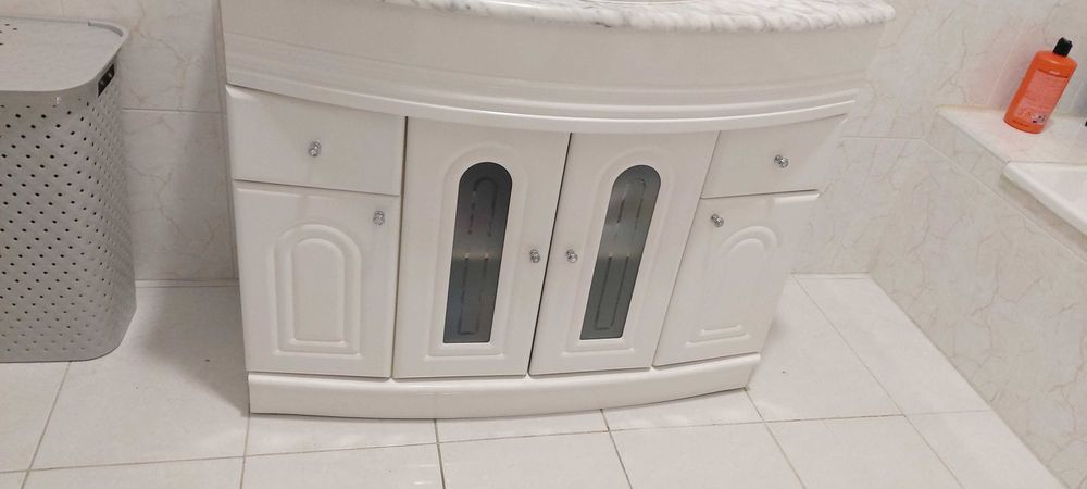 Movel com lavatorio 100x190 + torneira