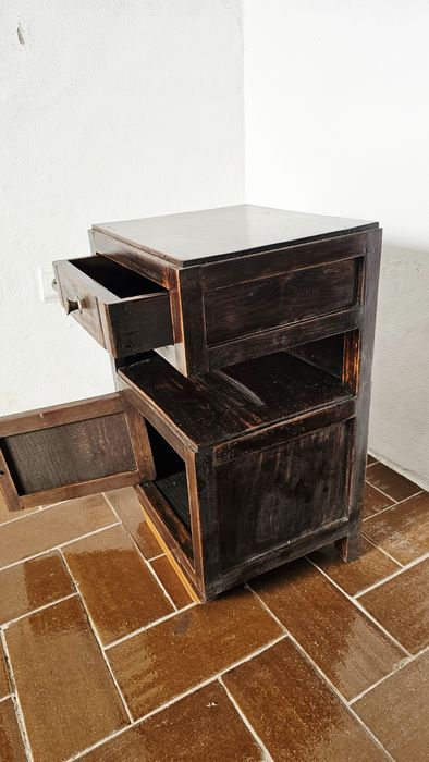 Elegant Rustic Nightstands64285715159937124