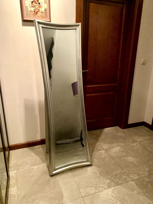 Piękne lustro stojące / wiszące