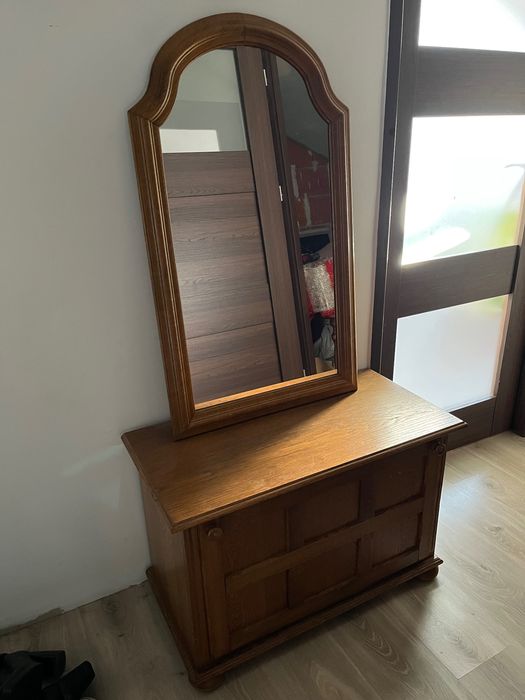 Dębowa szafka na buty i lustro