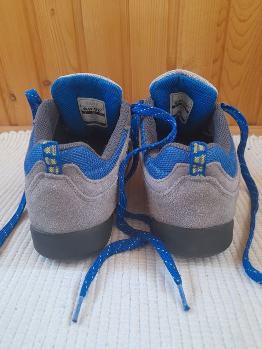 Кроссовки HI-TEC 38 р. 24 см.  В хорошем состоянии