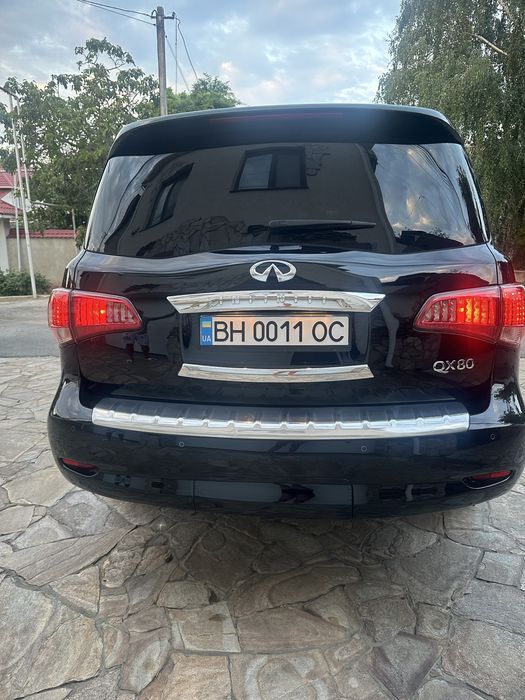 Продам машину infinity q80
