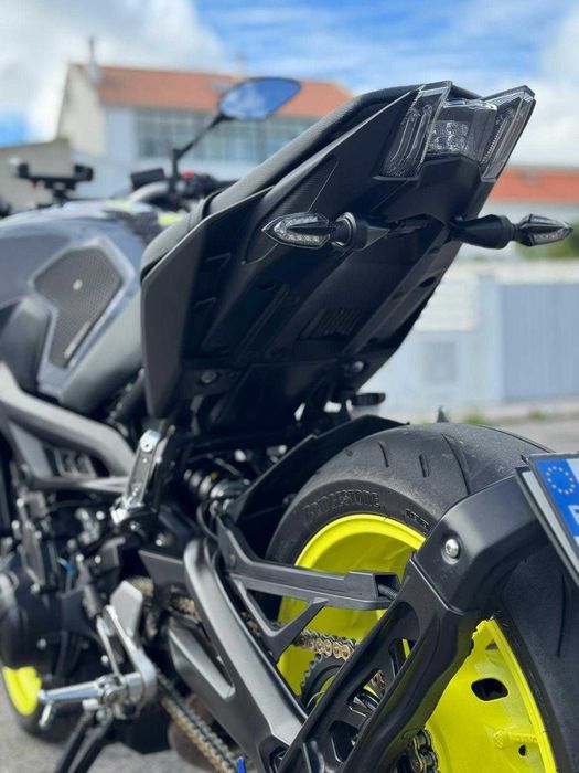 Yamaha MT-09 Night Fluo | Nacional