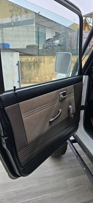 Suzuki Samurai SJ500