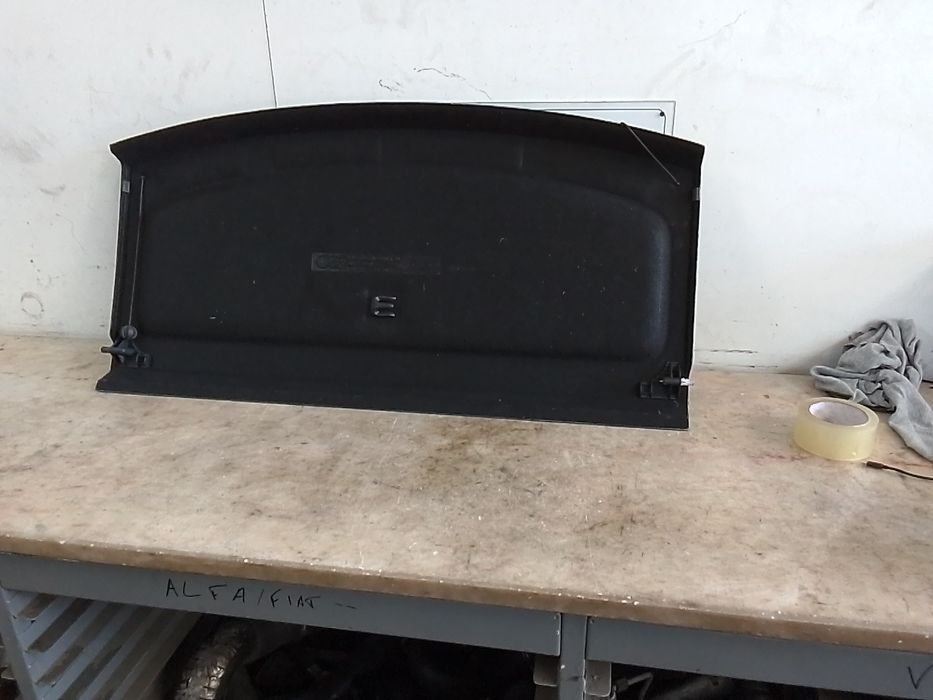 Chapeleira / tampo da mala VOLKSWAGEN Golf V (1K1)