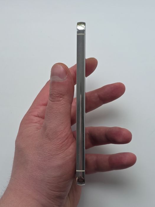 Samsung Galaxy S23 8/256 (офіціал)