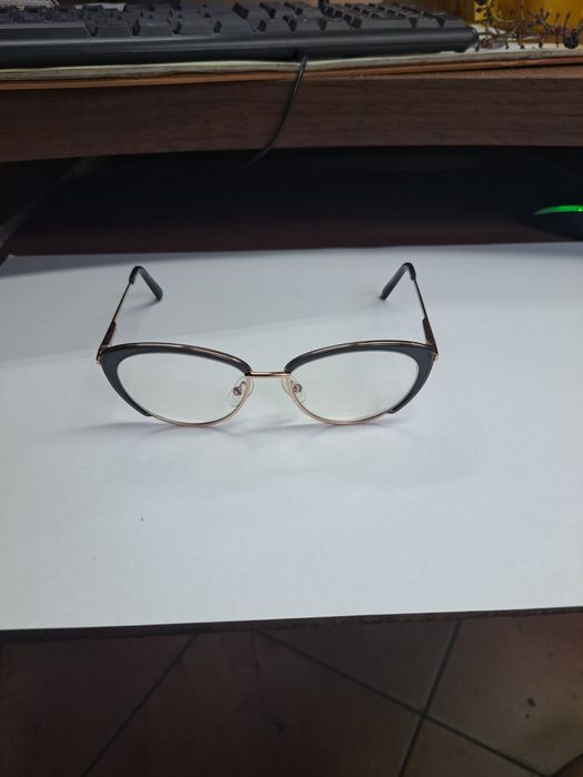 Okulary w bardzo dobrym stanie
