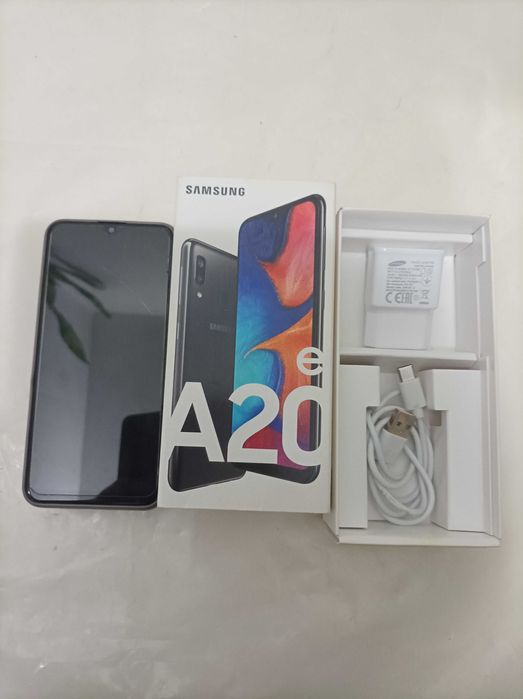 Telemóvel Samsung Galaxy A 20 e