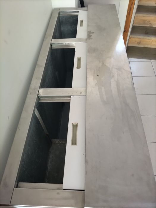 Vende-se arca frigorífica para bebidas