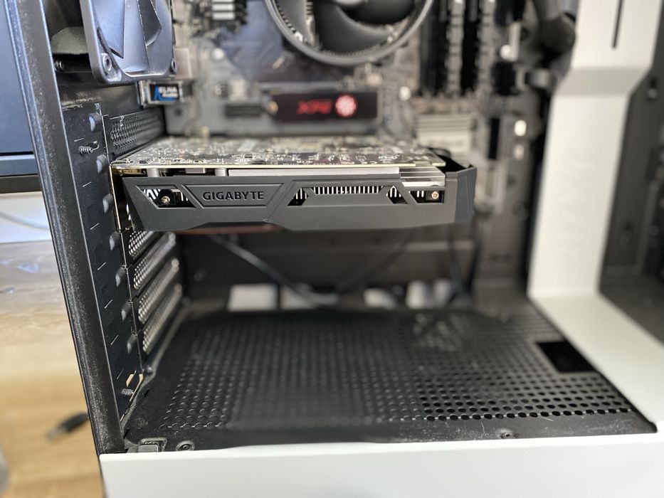 Komputer, GTX 1050Ti, AMD Ryzen 1050Ti