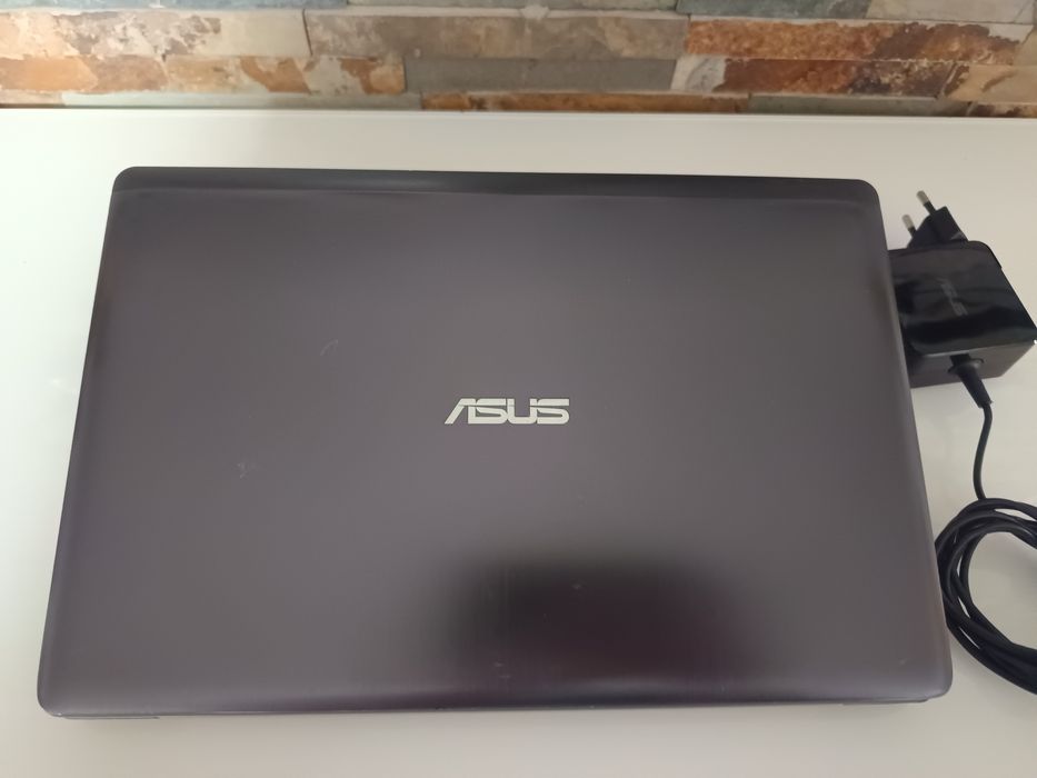 Portátil ASUS / Touchscreen / SSD 128GB