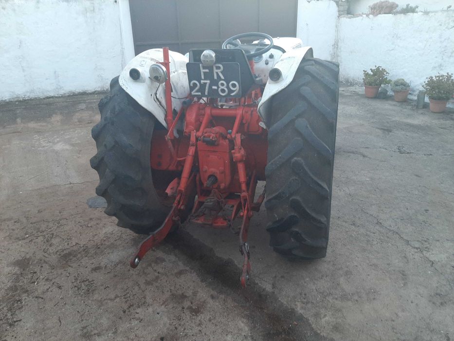 Trator David Brown 885 + Fresa
