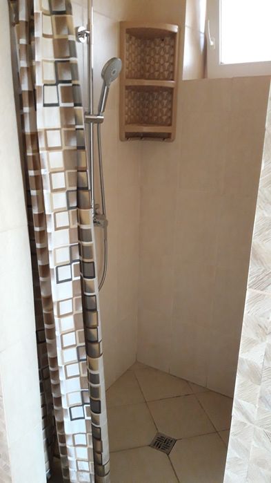 Баня на дровах с большим бассейном