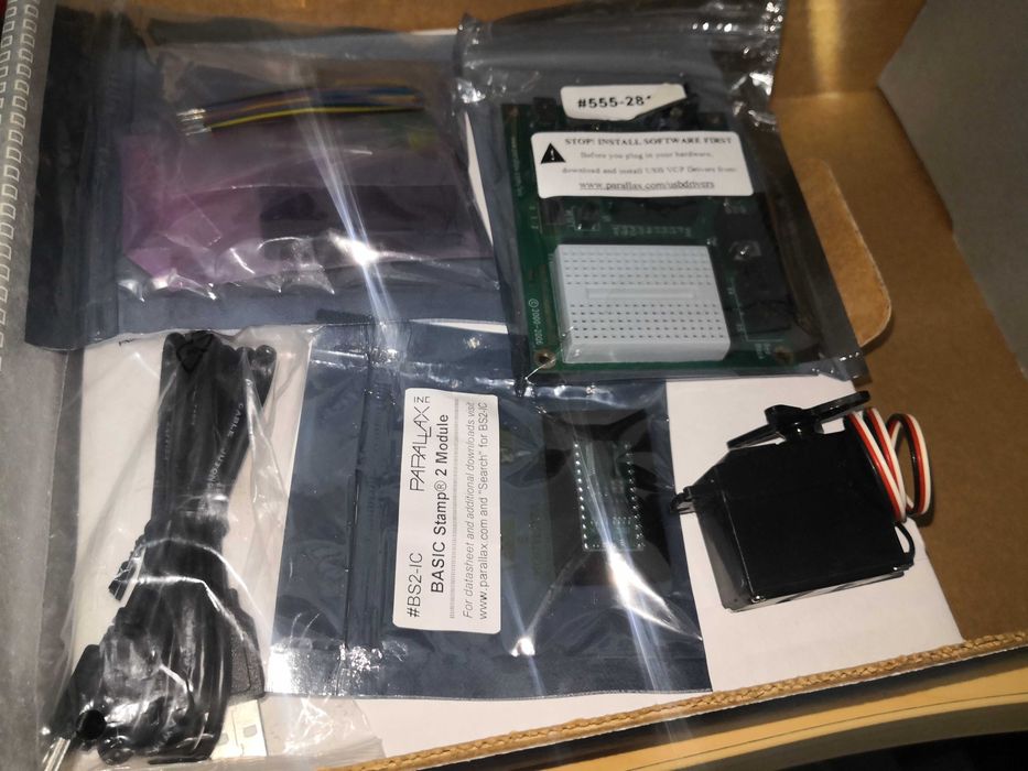 Parallax BASIC Stamp Discovery Kit USB #27807 – Kit Completo