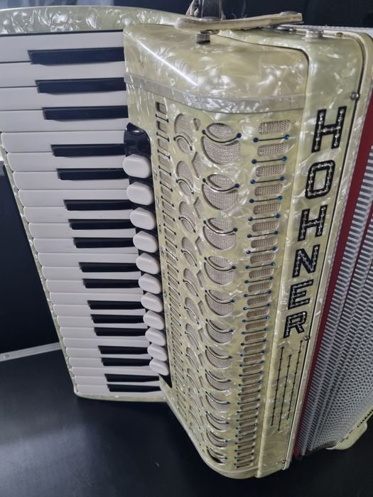 Akordeon Hohner Champion 120 Basów + Oryginalny Futerał | Stan Dobry