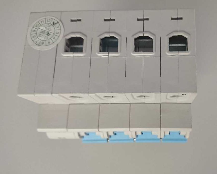 Disjuntor Trifásico Smart WiFi da Tuya (4P 380V 63A)