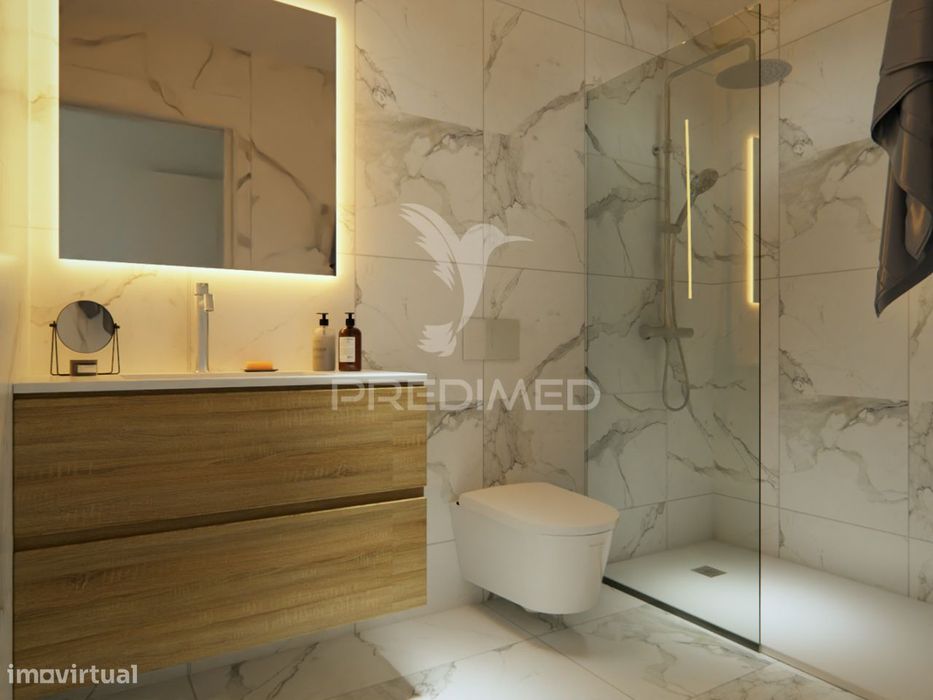 Apartamento T3 Duplex com Suite,  Terraços , Varanda e Lugar de Gar...