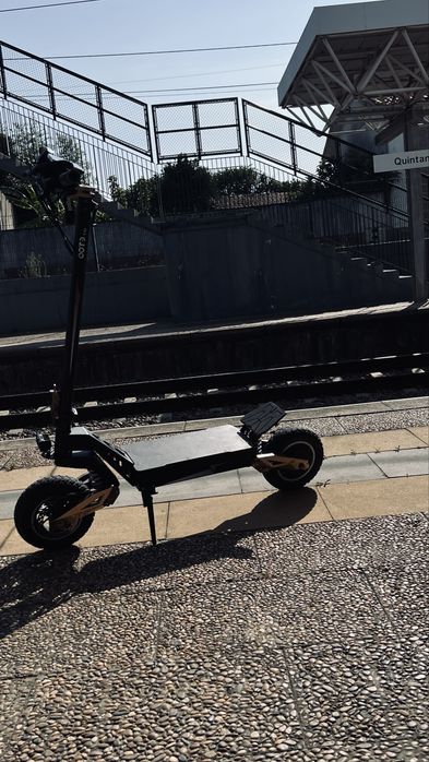 Trotinete eletrica - T10 Personalizada