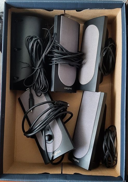 Sistema de som Creative