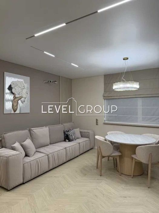 2-х к квартира в ЖК «Варшавський-2» біля ТРЦ Retroville вул. О.Олеся 9