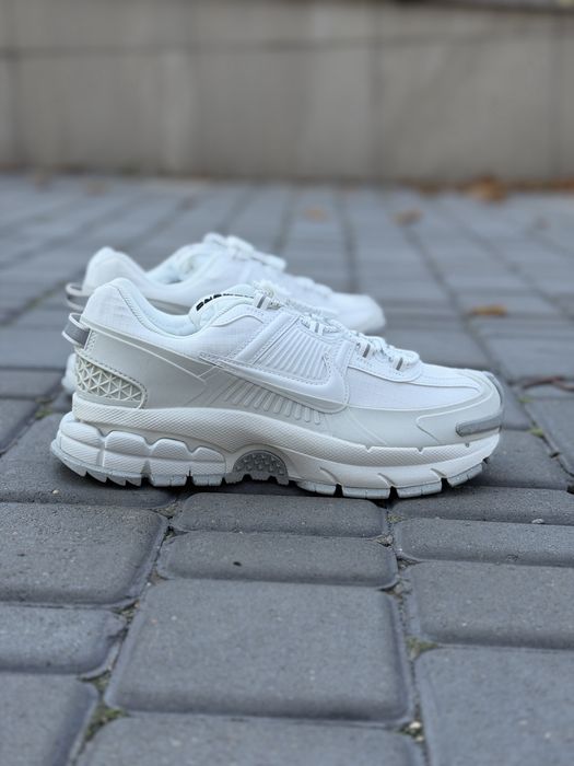 Кросівки Nike Zoom Vomero Roam, оригінал