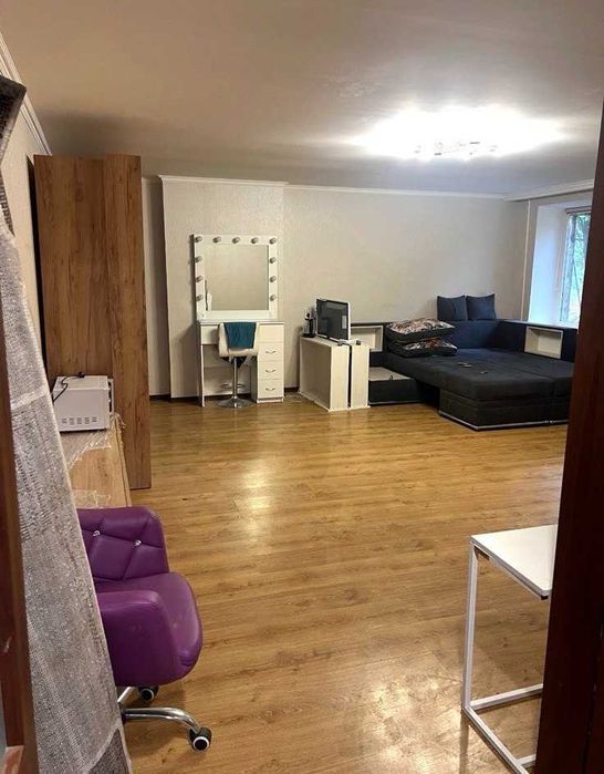 2к квартира на Крилова