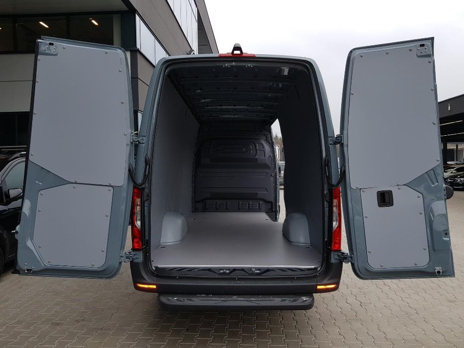 MB Sprinter L3H2 Zabudowa części ładunkowej