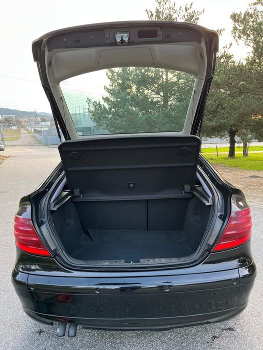 Mercedes C 220 CDI Coupé 143cv | Caixa manual | ~274.000 km