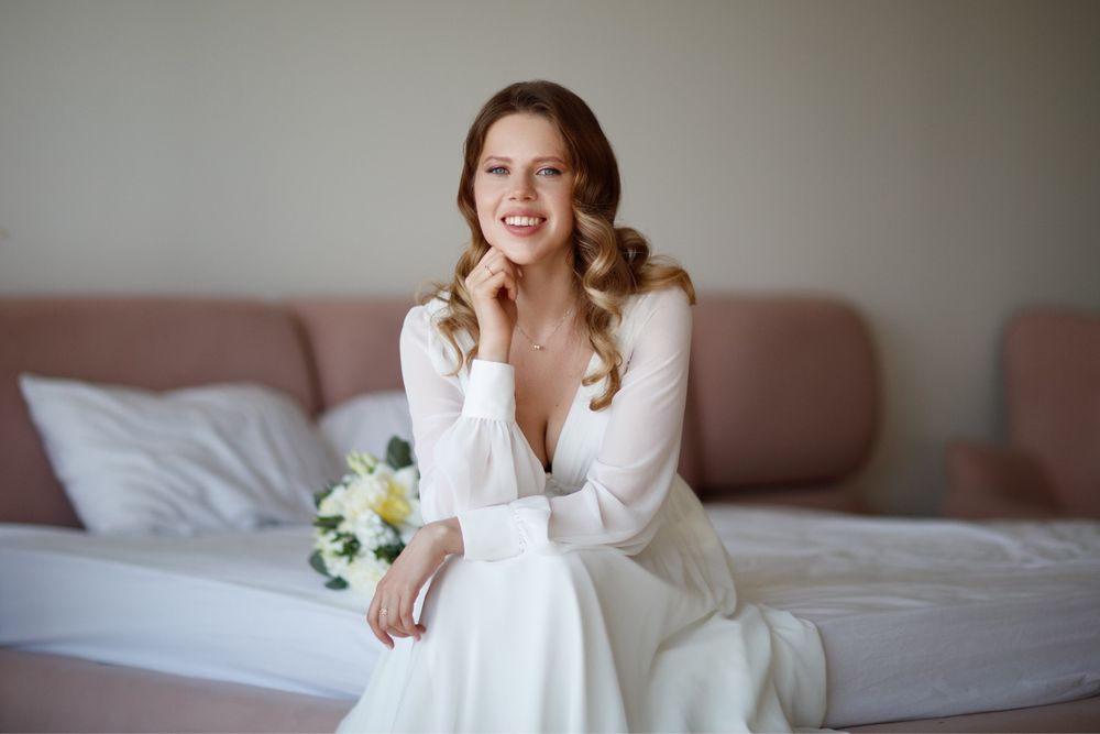 Весільна сукня, розмір s, шифонове