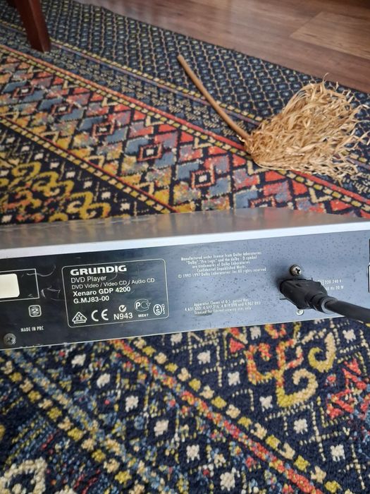 DVD Grundig wszystko sprawne.
