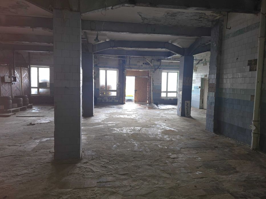 Здається в оренду приміщення під склад, виробництво, холодильні камери