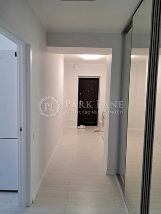 1 кімнатна пр.Бажана 24/1