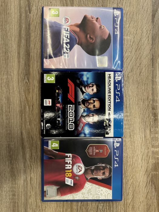 Playstation 4 slim + comando + jogos