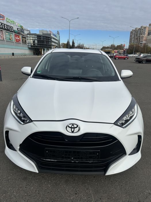 Прокат авто аренда гибрид тойота Ярис hybrid 2024 г.