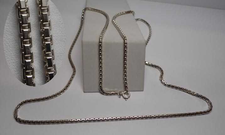 Kostka wenecjana FBM długi srebrny łańcuszek 91 cm.